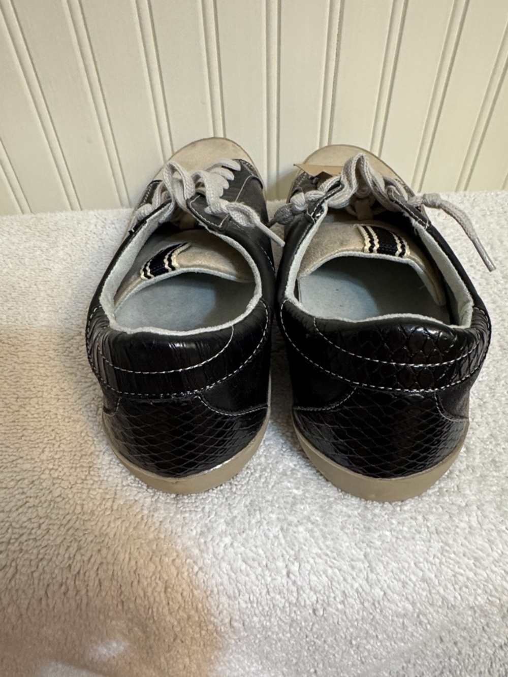 ShuShop Black Sneakers with Pink Glitter Star - Picture 6 of 9
